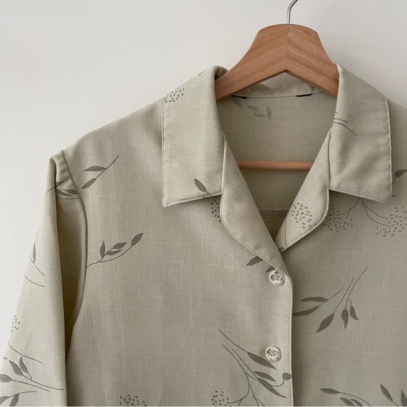 Vintage floral button up blouse - Picture 5 of 7